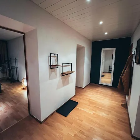 Geraeumig, Ruhig & Kostenlos Parken Erfurt Buitenkant foto
