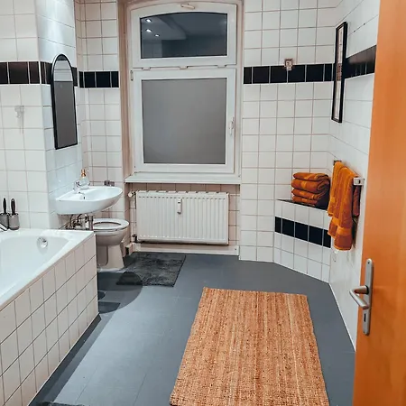 Geraeumig, Ruhig & Kostenlos Parken Erfurt Buitenkant foto
