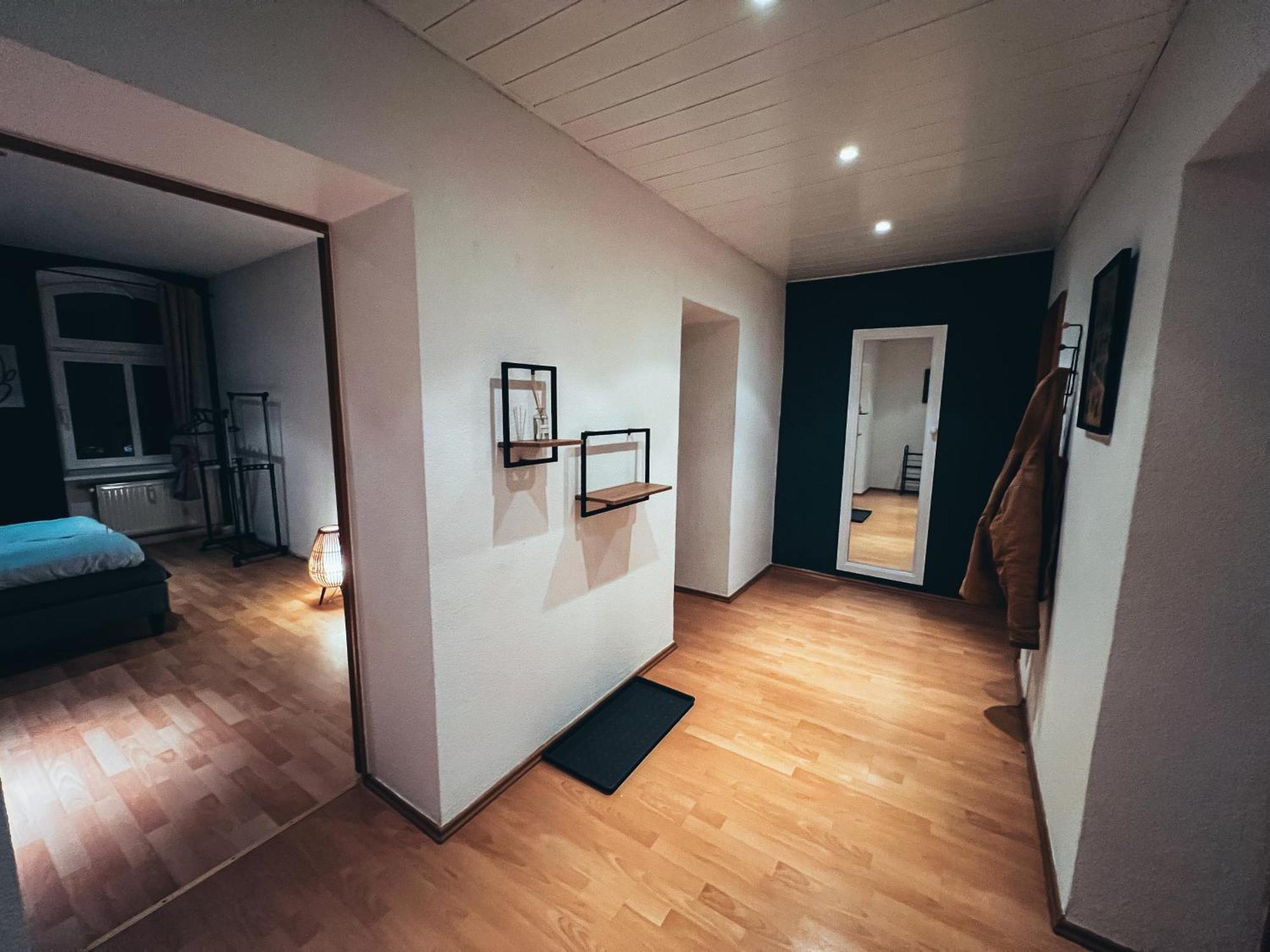 Appartement Geraeumig, Ruhig & Kostenlos Parken *